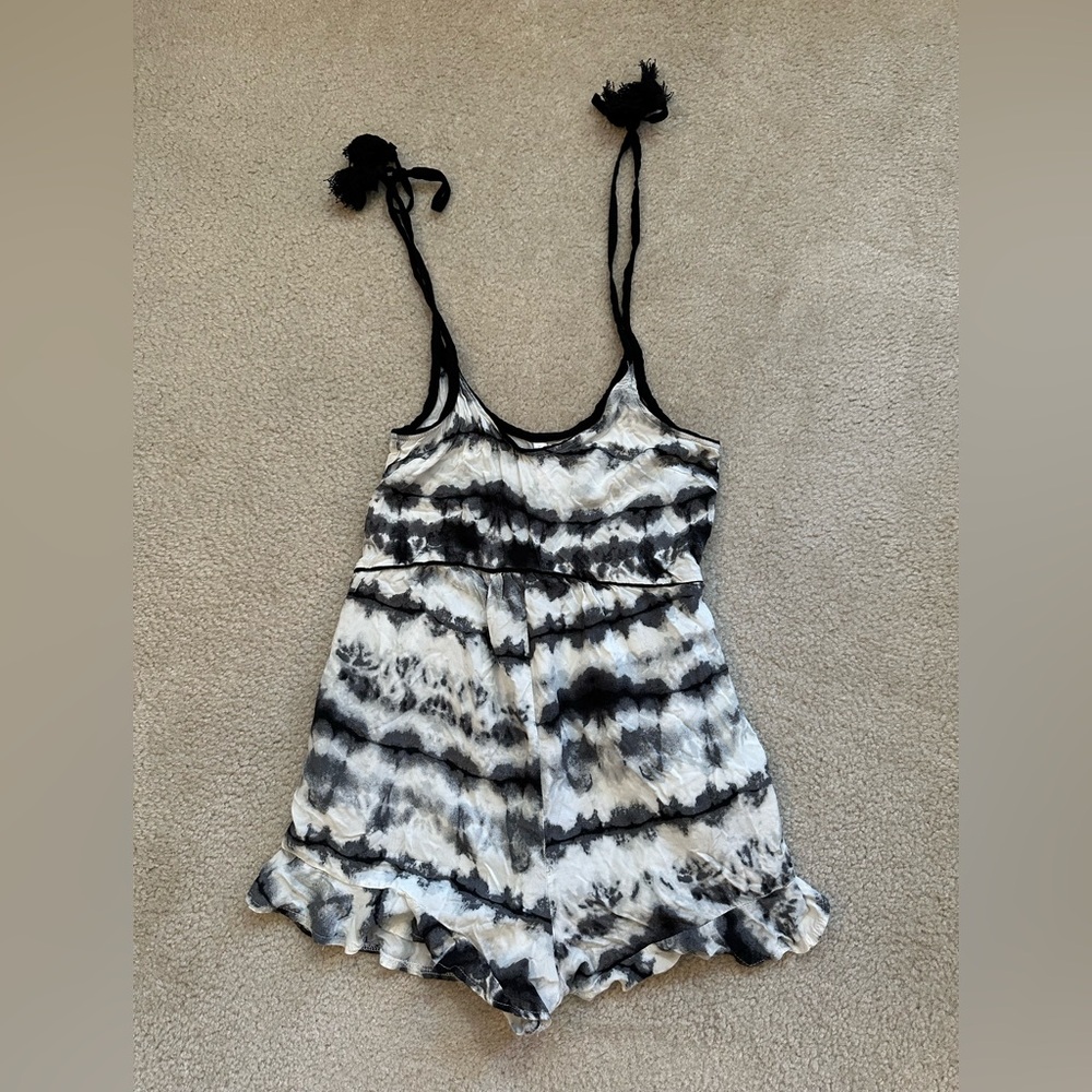 xhilaration romper NWOT